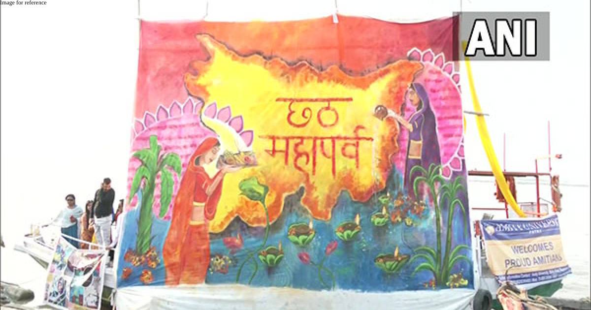 Chhath Puja 2022: Bihar artists set up 21 ft long painting at Ganga river